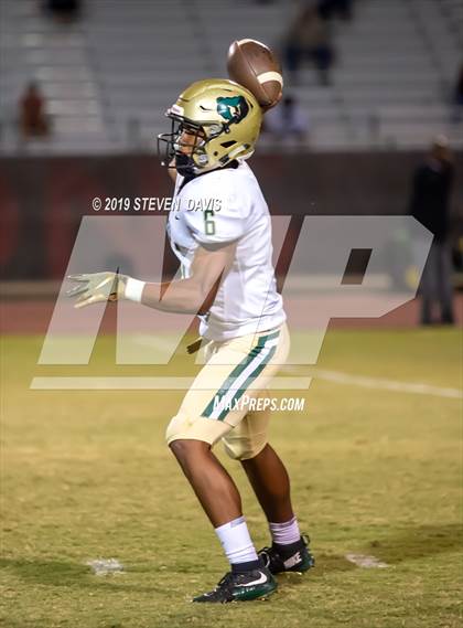 Thumbnail 3 in Hamilton vs Basha photogallery.