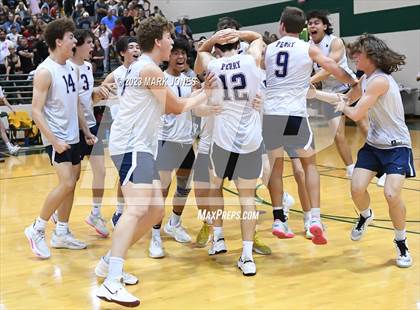 Thumbnail 3 in Perry vs. Highland (AIA 6A Final - Awards) photogallery.