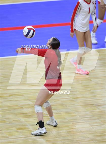 Thumbnail 2 in Montrose vs. Mead (CHSAA 4A 1st Round) photogallery.