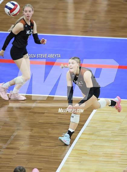 Thumbnail 3 in Montrose vs. Mead (CHSAA 4A 1st Round) photogallery.