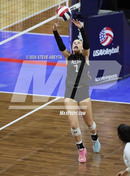 Thumbnail 1 in Montrose vs. Mead (CHSAA 4A 1st Round) photogallery.
