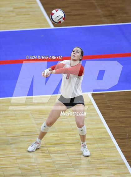 Thumbnail 2 in Montrose vs. Mead (CHSAA 4A 1st Round) photogallery.