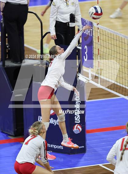 Thumbnail 2 in Montrose vs. Mead (CHSAA 4A 1st Round) photogallery.