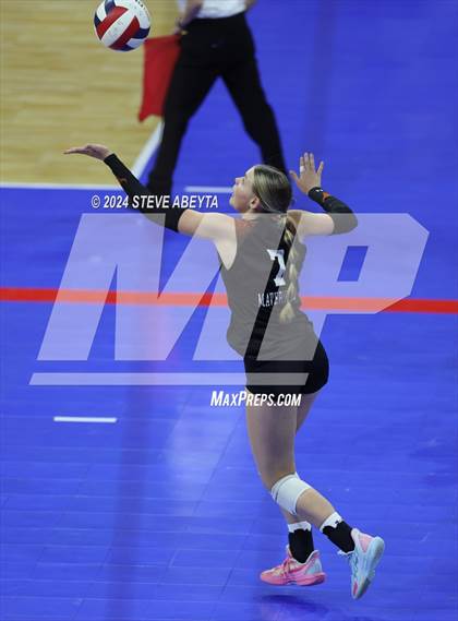 Thumbnail 3 in Montrose vs. Mead (CHSAA 4A 1st Round) photogallery.