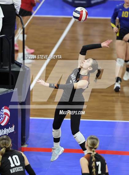 Thumbnail 2 in Montrose vs. Mead (CHSAA 4A 1st Round) photogallery.