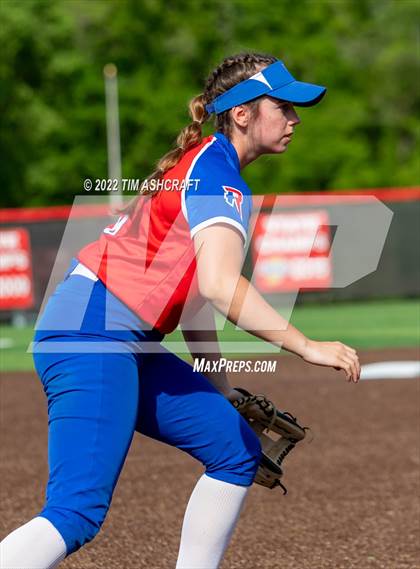 Thumbnail 1 in Roncalli @ Center Grove photogallery.