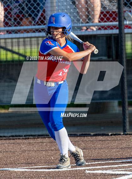 Thumbnail 1 in Roncalli @ Center Grove photogallery.