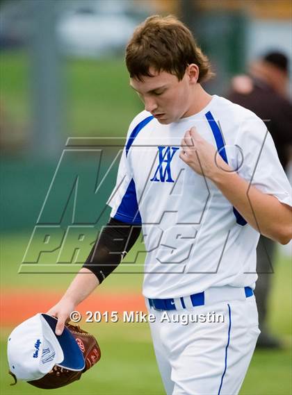 Thumbnail 3 in Van Alstyne vs. Grand Saline photogallery.
