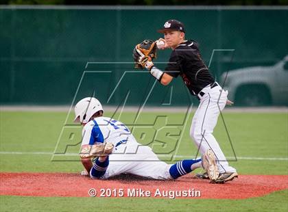 Thumbnail 1 in Van Alstyne vs. Grand Saline photogallery.