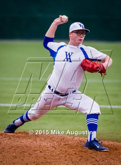Thumbnail 2 in Van Alstyne vs. Grand Saline photogallery.