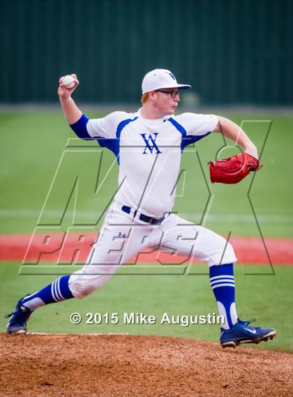 Thumbnail 1 in Van Alstyne vs. Grand Saline photogallery.