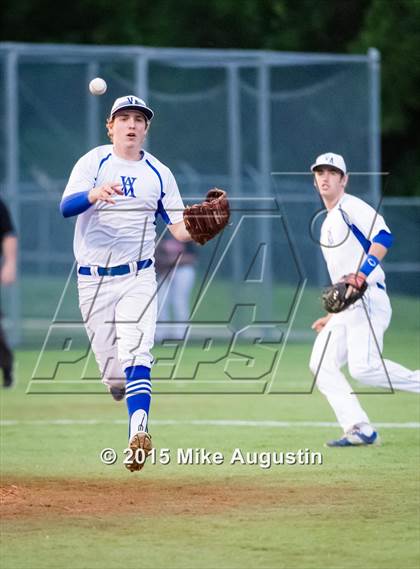 Thumbnail 2 in Van Alstyne vs. Grand Saline photogallery.