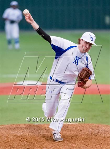 Thumbnail 1 in Van Alstyne vs. Grand Saline photogallery.