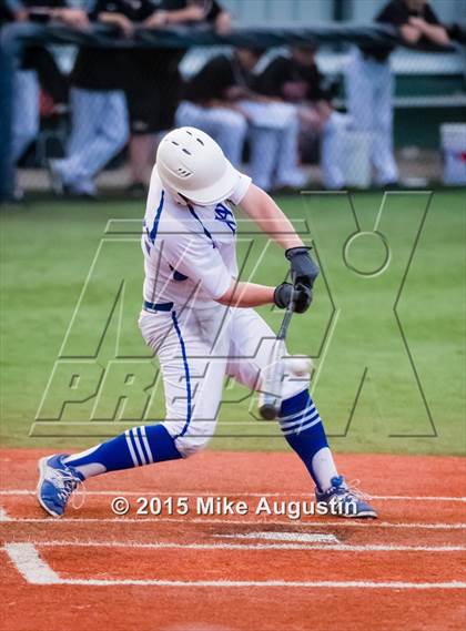 Thumbnail 1 in Van Alstyne vs. Grand Saline photogallery.