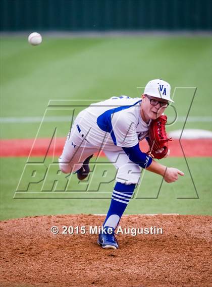 Thumbnail 2 in Van Alstyne vs. Grand Saline photogallery.