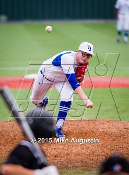 Thumbnail 1 in Van Alstyne vs. Grand Saline photogallery.