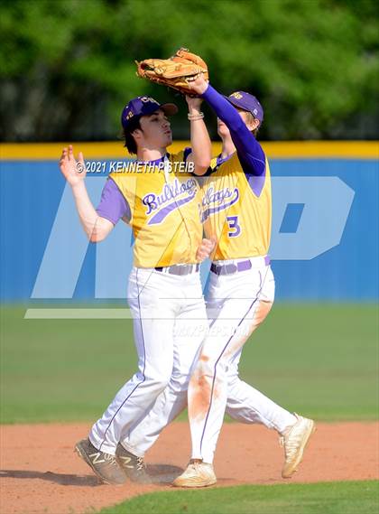 Thumbnail 2 in Centerville @ Central Catholic photogallery.