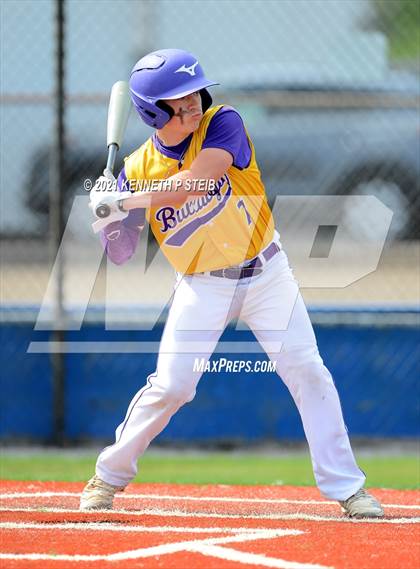 Thumbnail 3 in Centerville @ Central Catholic photogallery.