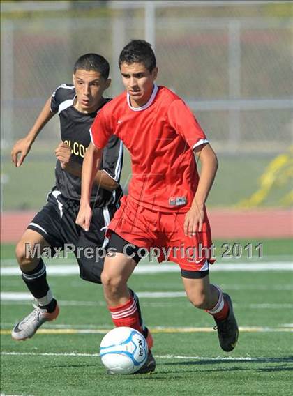 Thumbnail 2 in Sacramento Country Day vs. Millennium (CIF SJS D7 Final) photogallery.