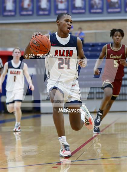 Thumbnail 2 in Keller Central @ Allen (In-N-Out Tournament) photogallery.