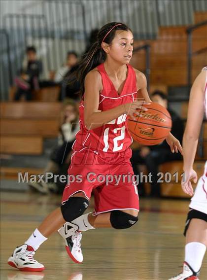 Thumbnail 3 in Lodi vs. Galt (Bulldog Winter Classic) photogallery.