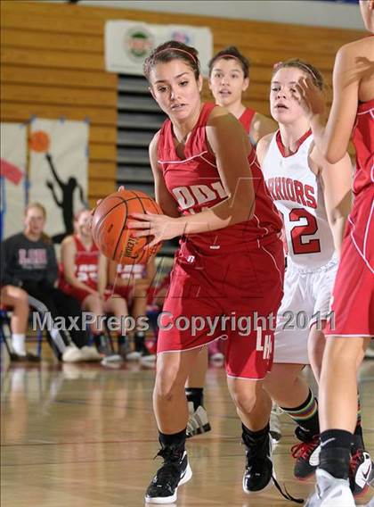 Thumbnail 1 in Lodi vs. Galt (Bulldog Winter Classic) photogallery.