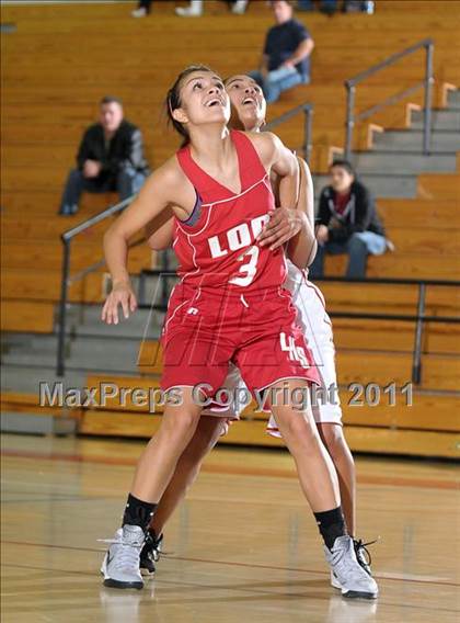 Thumbnail 3 in Lodi vs. Galt (Bulldog Winter Classic) photogallery.