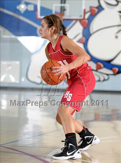 Thumbnail 3 in Lodi vs. Galt (Bulldog Winter Classic) photogallery.