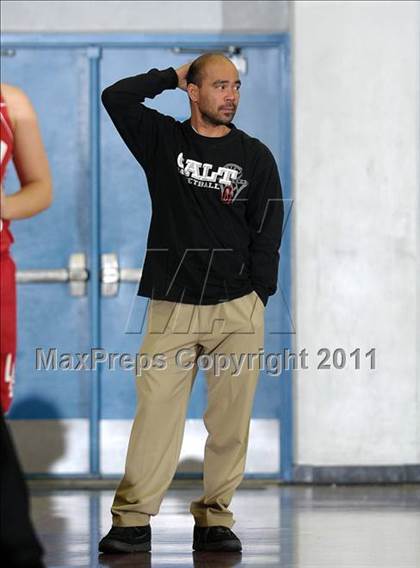 Thumbnail 1 in Lodi vs. Galt (Bulldog Winter Classic) photogallery.