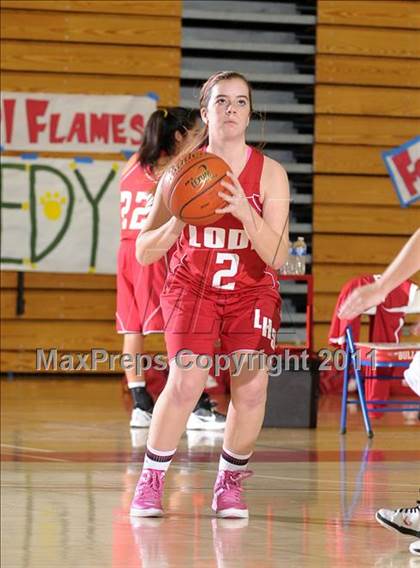 Thumbnail 1 in Lodi vs. Galt (Bulldog Winter Classic) photogallery.