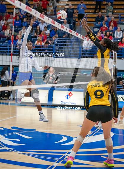 Thumbnail 2 in Chapel Hill vs. West Henderson (NCHSAA 3A Final) photogallery.