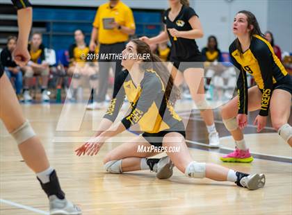 Thumbnail 1 in Chapel Hill vs. West Henderson (NCHSAA 3A Final) photogallery.