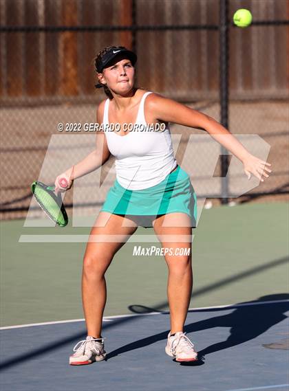 Thumbnail 1 in East Union @ Manteca photogallery.