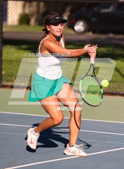Thumbnail 1 in East Union @ Manteca photogallery.