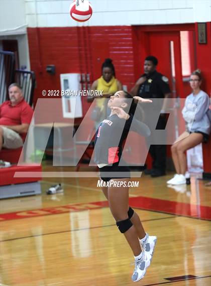 Thumbnail 1 in West Lincoln @ Newton-Conover photogallery.