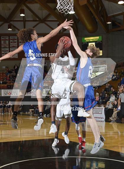 Thumbnail 3 in Beyer vs. Central Catholic (CIF SJS D3 Final) photogallery.