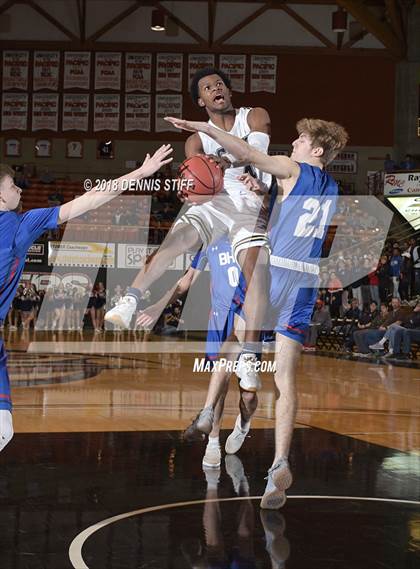 Thumbnail 3 in Beyer vs. Central Catholic (CIF SJS D3 Final) photogallery.