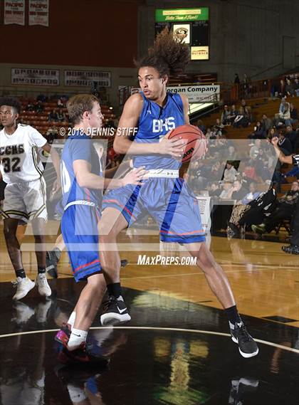 Thumbnail 1 in Beyer vs. Central Catholic (CIF SJS D3 Final) photogallery.