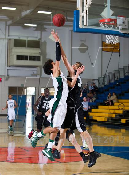 Thumbnail 3 in Palmdale vs Aubd Senior Sharks (National Prep Classic) photogallery.