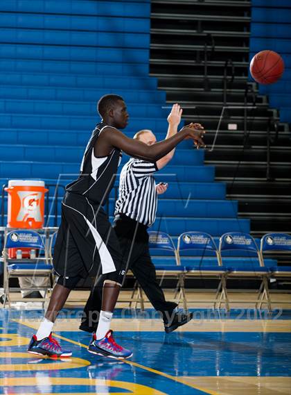 Thumbnail 3 in Palmdale vs Aubd Senior Sharks (National Prep Classic) photogallery.