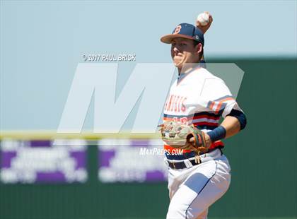 Thumbnail 1 in Lake Travis vs. Brandeis (UIL 6A Area Playoff) photogallery.