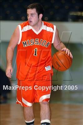 Thumbnail 2 in Mission Viejo vs Tesoro (Anaheim Holiday Classic) photogallery.