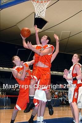 Thumbnail 3 in Mission Viejo vs Tesoro (Anaheim Holiday Classic) photogallery.
