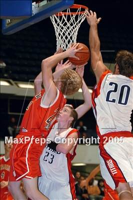 Thumbnail 3 in Mission Viejo vs Tesoro (Anaheim Holiday Classic) photogallery.