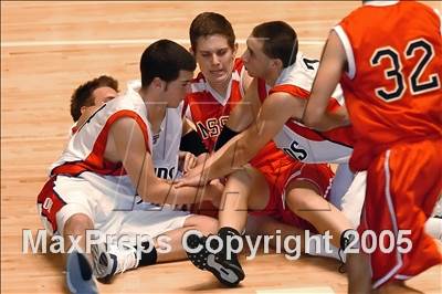 Thumbnail 2 in Mission Viejo vs Tesoro (Anaheim Holiday Classic) photogallery.