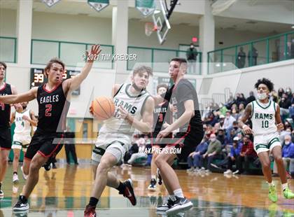 Thumbnail 2 in Cumberland Valley @ Central Dauphin photogallery.
