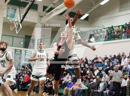 Thumbnail 2 in Cumberland Valley @ Central Dauphin photogallery.