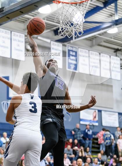 Thumbnail 1 in Sacramento @ Vista del Lago photogallery.