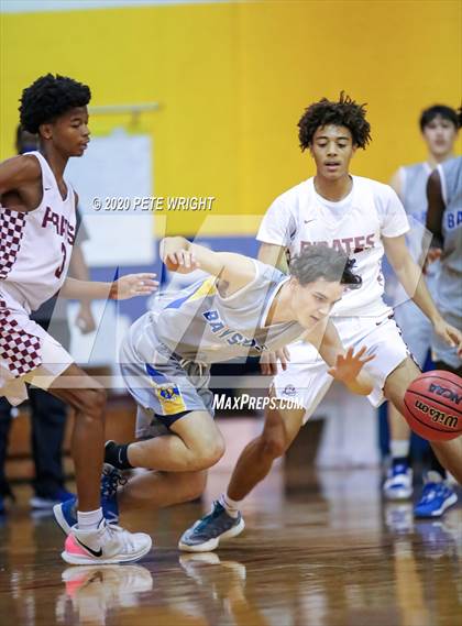 Thumbnail 1 in Braden River vs. Bayshore photogallery.