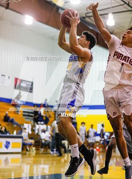 Thumbnail 3 in Braden River vs. Bayshore photogallery.